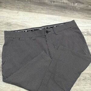 Johnnie-O Golf Shorts Size 33 Gray Geometric Pattern 9" Inseam Stretch Active